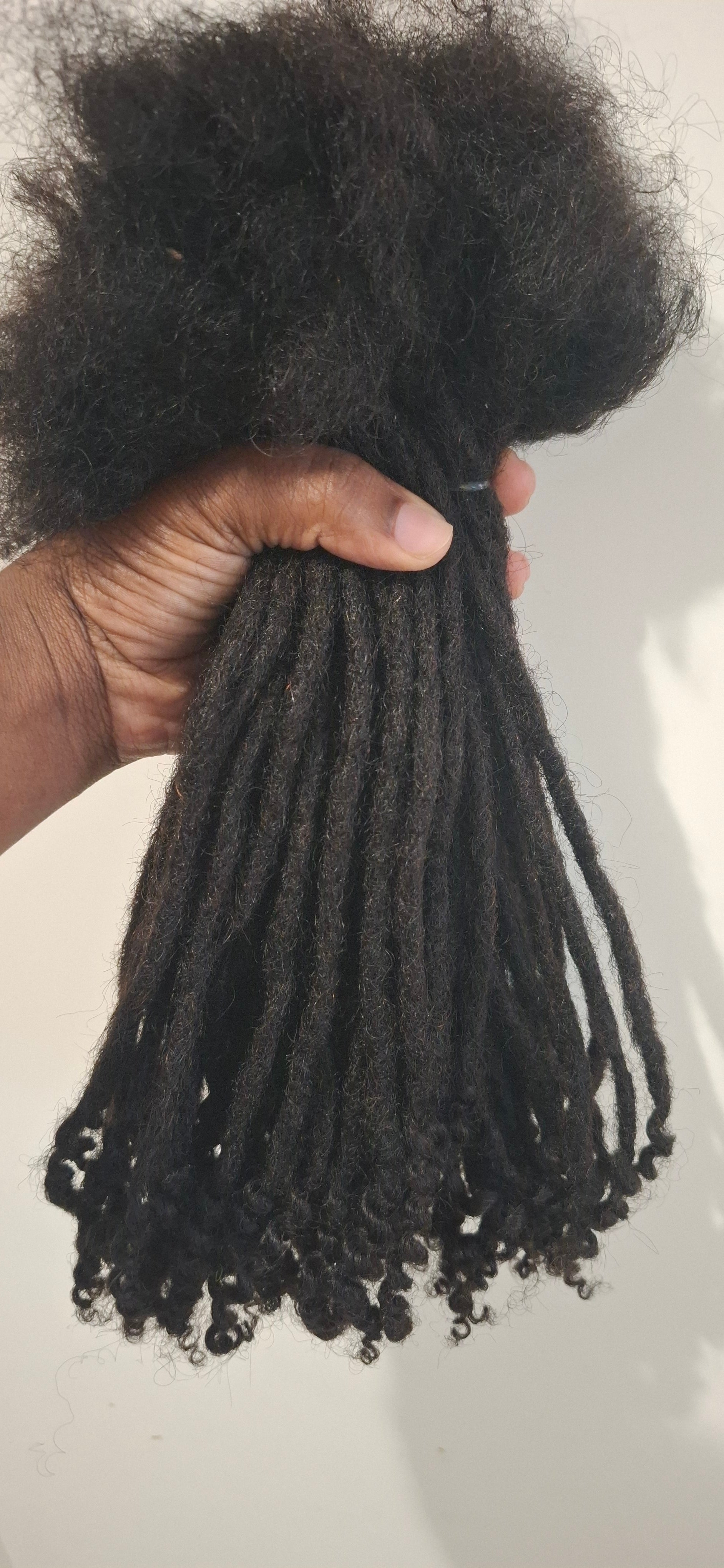 Standard Locs with Curly Ends(10 per bundle)