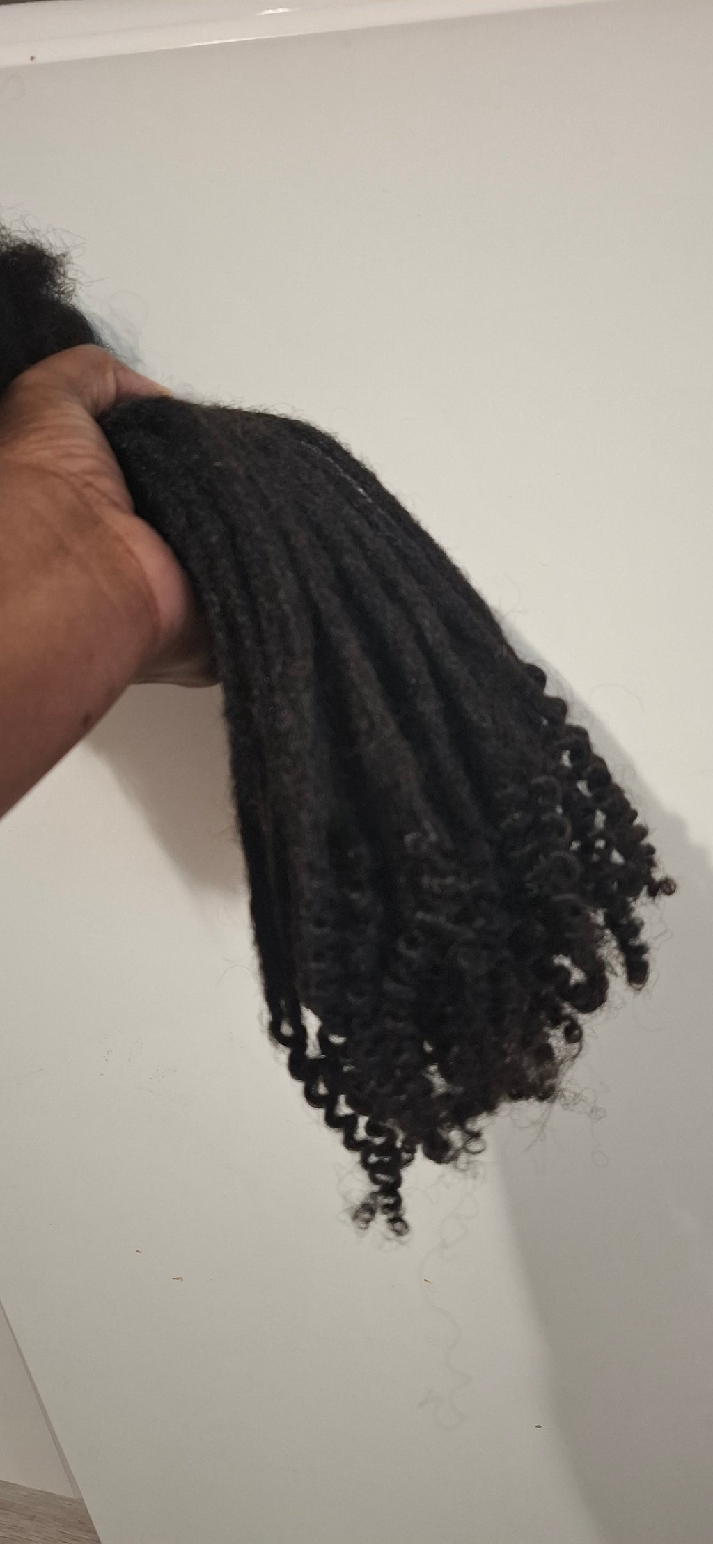 Standard Locs with Curly Ends(10 per bundle)